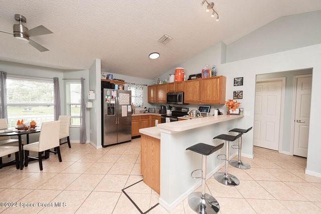 721 Taluga Avenue SE, Palm Bay, FL 32909