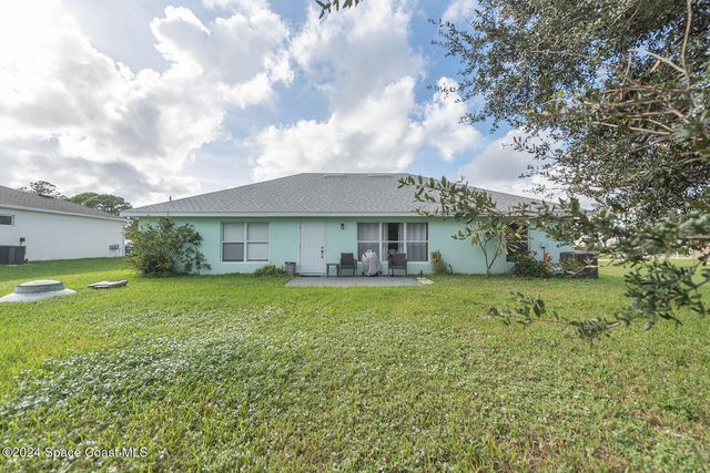 721 Taluga Avenue SE, Palm Bay, FL 32909