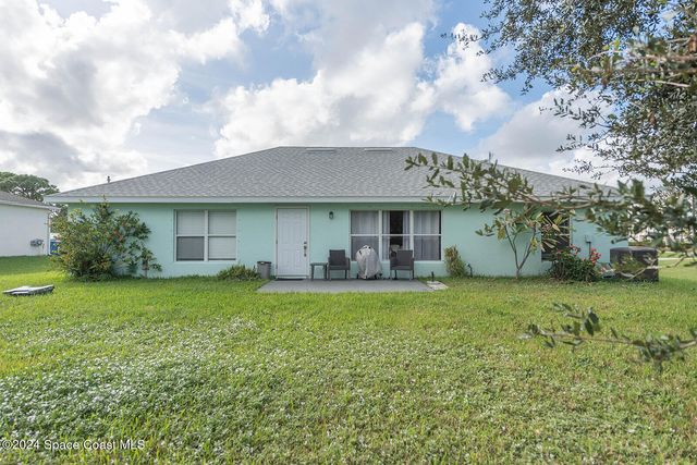 721 Taluga Avenue SE, Palm Bay, FL 32909