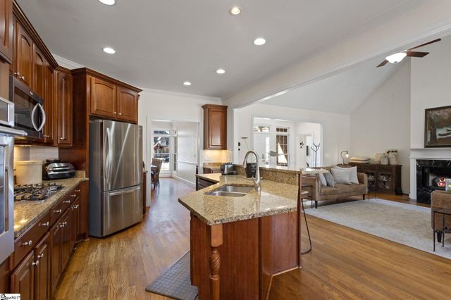 2 Hunters Landing Drive, Greer, SC 29651