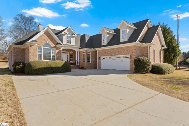 2 Hunters Landing Drive, Greer, SC 29651