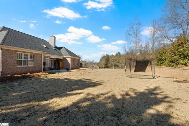 2 Hunters Landing Drive, Greer, SC 29651