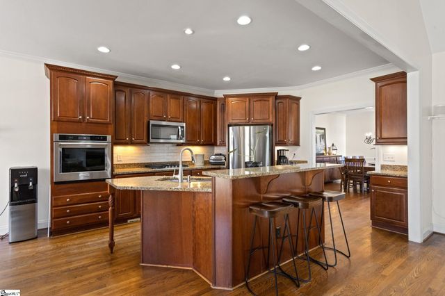 2 Hunters Landing Drive, Greer, SC 29651