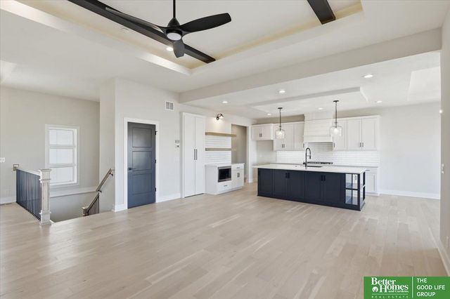 10805 S 220th Street, Gretna, NE 68028