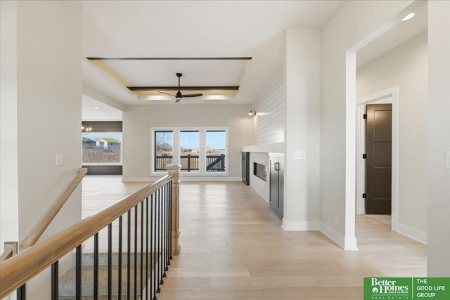 10805 S 220th Street, Gretna, NE 68028