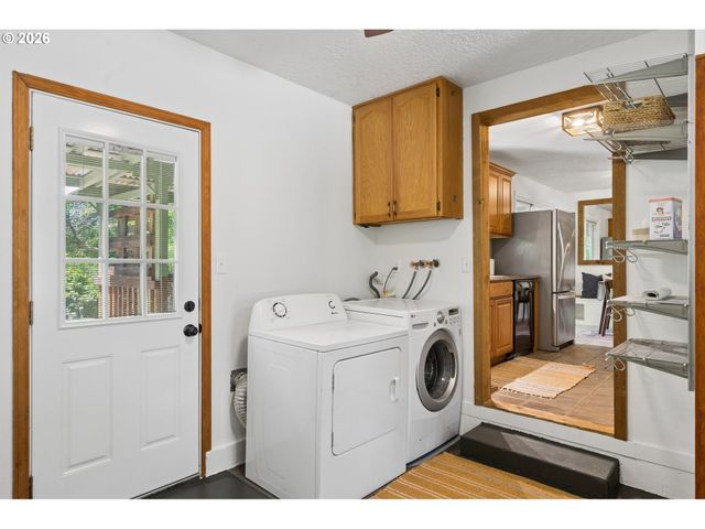 22153 S DANS Ave, Beavercreek, OR 97004