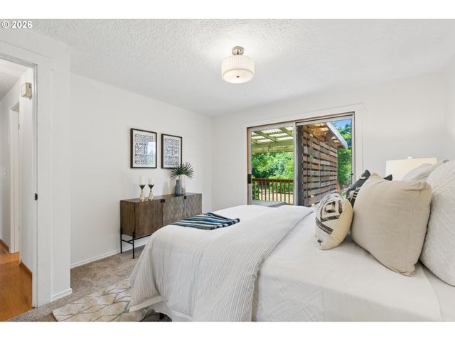 22153 S DANS Ave, Beavercreek, OR 97004