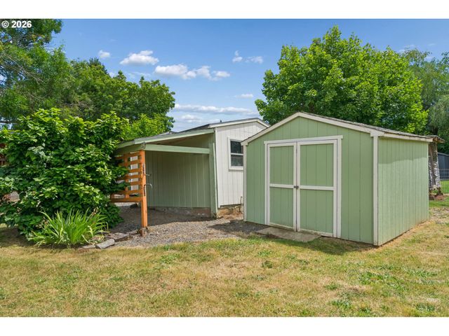 22153 S DANS Ave, Beavercreek, OR 97004