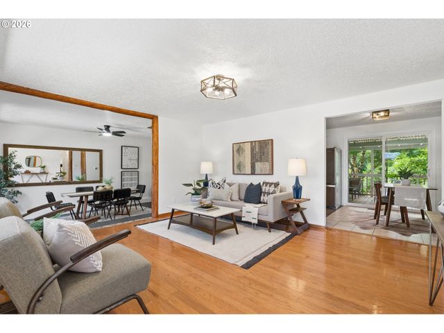 22153 S DANS Ave, Beavercreek, OR 97004
