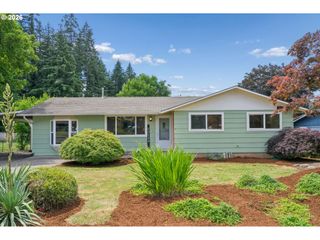 22153 S DANS Ave, Beavercreek, OR 97004