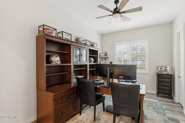 7427 W Saddlehorn Road, Peoria, AZ 85383