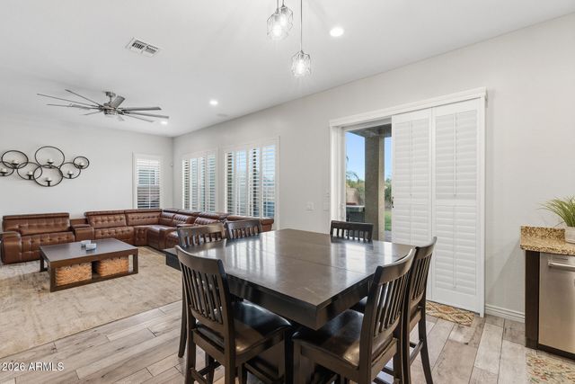 7427 W Saddlehorn Road, Peoria, AZ 85383
