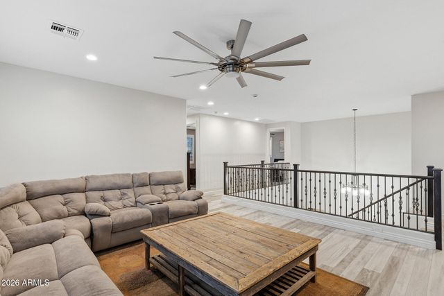 7427 W Saddlehorn Road, Peoria, AZ 85383