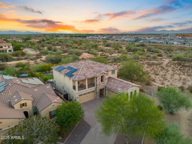 7427 W Saddlehorn Road, Peoria, AZ 85383