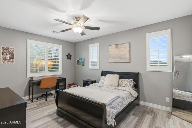 7427 W Saddlehorn Road, Peoria, AZ 85383