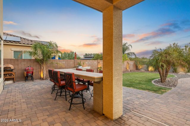 7427 W Saddlehorn Road, Peoria, AZ 85383