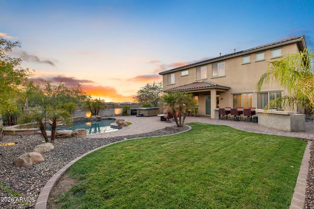 7427 W Saddlehorn Road, Peoria, AZ 85383