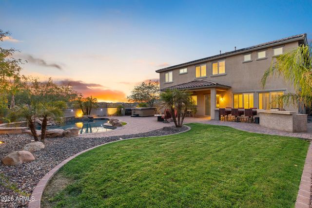 7427 W Saddlehorn Road, Peoria, AZ 85383