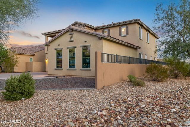 7427 W Saddlehorn Road, Peoria, AZ 85383