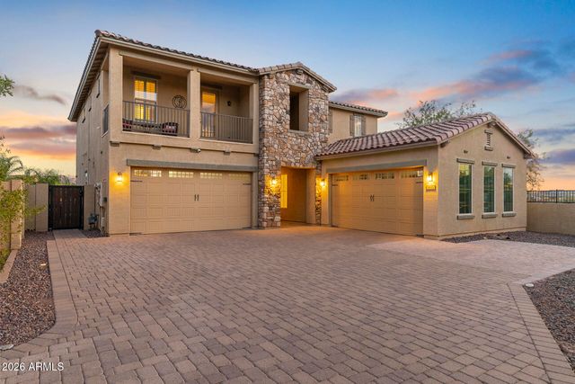 7427 W Saddlehorn Road, Peoria, AZ 85383