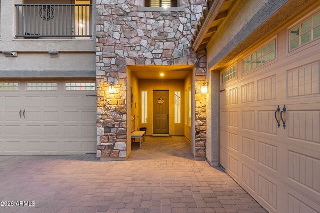 7427 W Saddlehorn Road, Peoria, AZ 85383