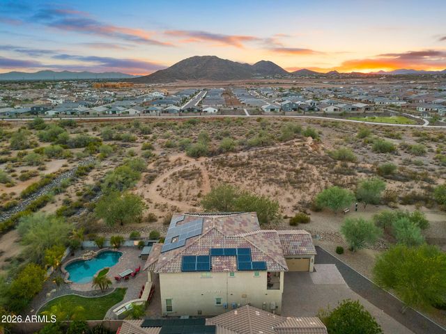 7427 W Saddlehorn Road, Peoria, AZ 85383