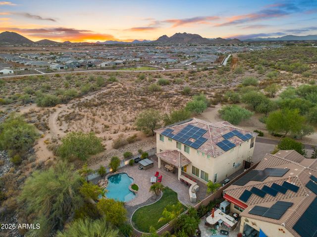 7427 W Saddlehorn Road, Peoria, AZ 85383