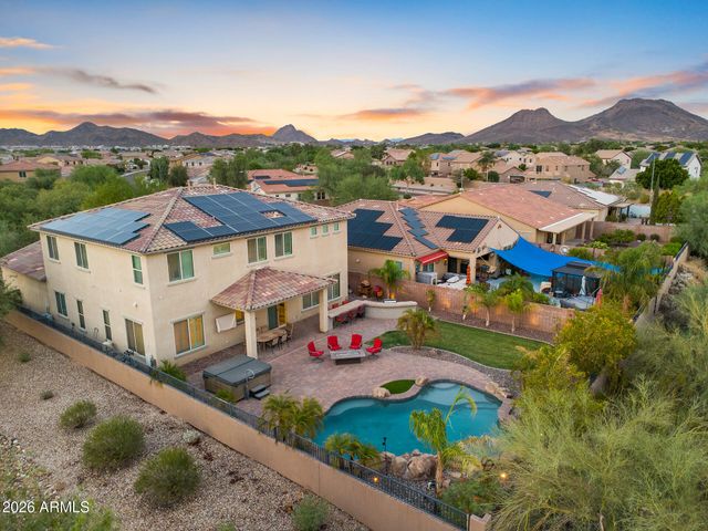 7427 W Saddlehorn Road, Peoria, AZ 85383