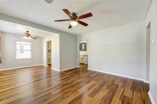 409 Dunnam Avenue, Cleveland, TX 77327