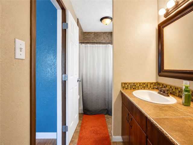 409 Dunnam Avenue, Cleveland, TX 77327