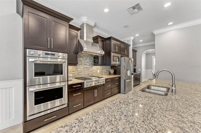 5835 PALMER RANCH PARKWAY, Sarasota, FL 34238
