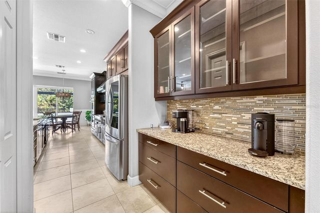 5835 PALMER RANCH PARKWAY, Sarasota, FL 34238