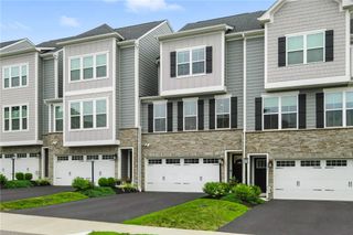 103 Spruce Lane, North Strabane, PA 15317