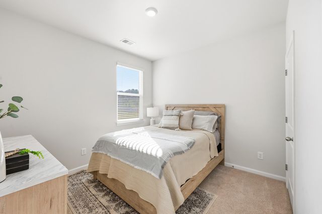 176 Londonshire Dr., Myrtle Beach, SC 29579