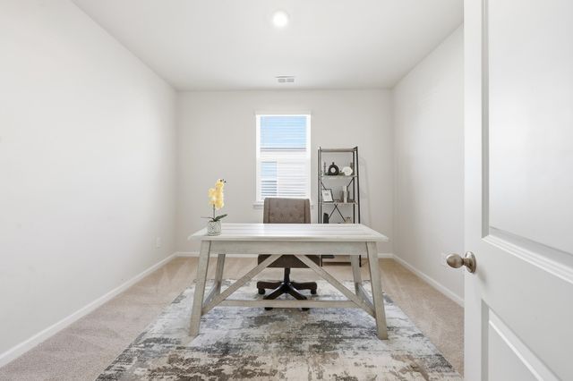 176 Londonshire Dr., Myrtle Beach, SC 29579