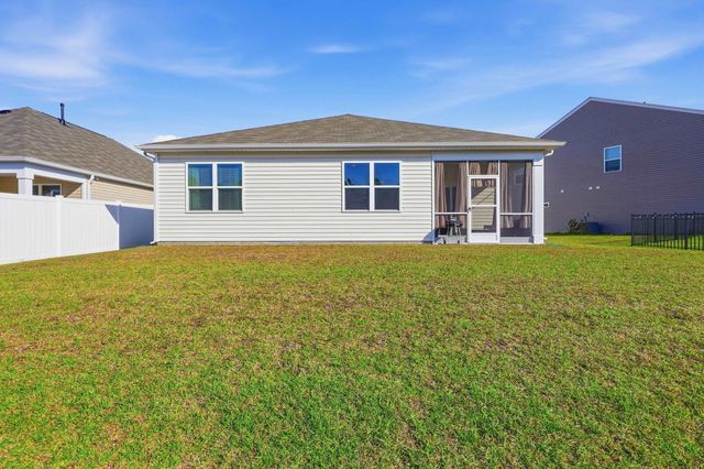 176 Londonshire Dr., Myrtle Beach, SC 29579