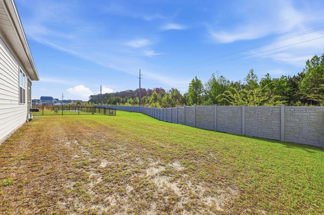 176 Londonshire Dr., Myrtle Beach, SC 29579