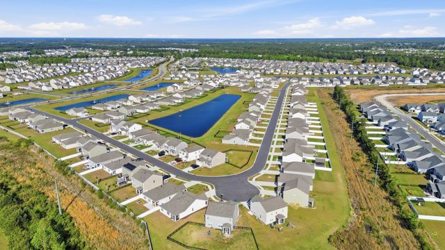 176 Londonshire Dr., Myrtle Beach, SC 29579