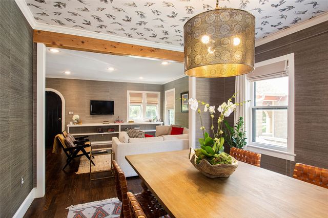 1134 N Clinton Avenue, Dallas, TX 75208