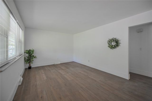 2011 Harding Avenue, Harrison Twp, OH 45414