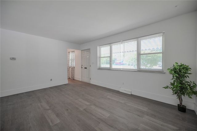 2011 Harding Avenue, Harrison Twp, OH 45414