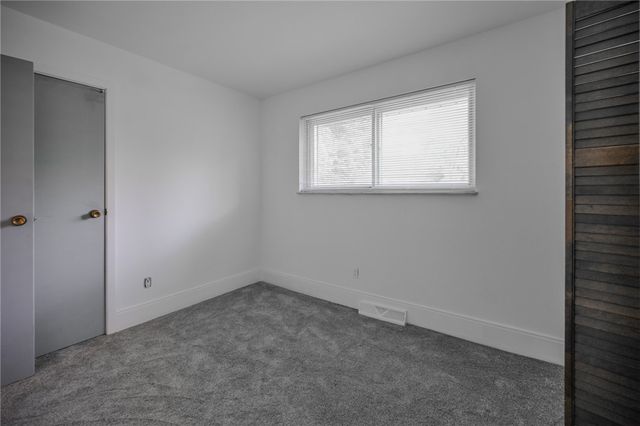 2011 Harding Avenue, Harrison Twp, OH 45414