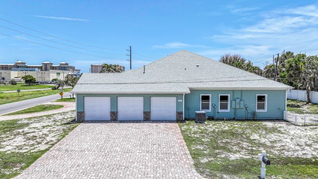 605 N Shannon Avenue, Indialantic, FL 32903