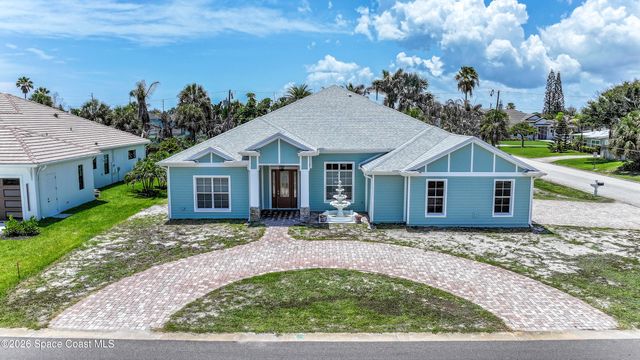 605 N Shannon Avenue, Indialantic, FL 32903