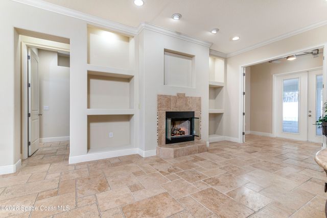 605 N Shannon Avenue, Indialantic, FL 32903