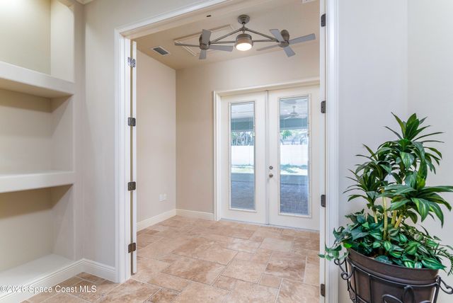 605 N Shannon Avenue, Indialantic, FL 32903