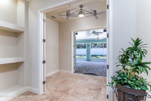 605 N Shannon Avenue, Indialantic, FL 32903