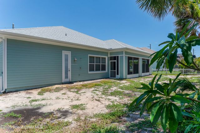 605 N Shannon Avenue, Indialantic, FL 32903