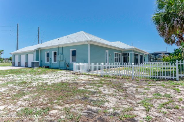 605 N Shannon Avenue, Indialantic, FL 32903