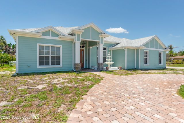 605 N Shannon Avenue, Indialantic, FL 32903